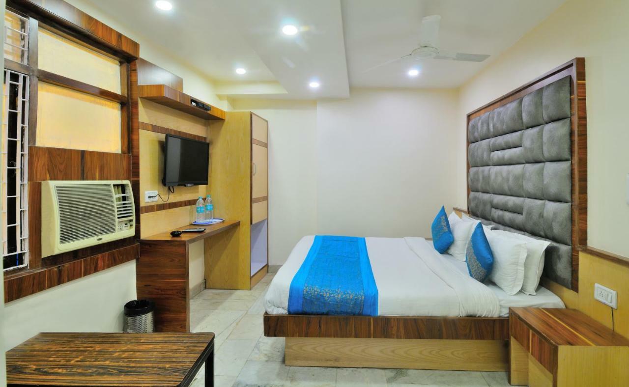 Hotel Lahorimal Deluxe New Delhi Ngoại thất bức ảnh