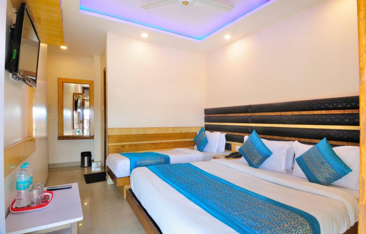 Hotel Lahorimal Deluxe New Delhi Ngoại thất bức ảnh